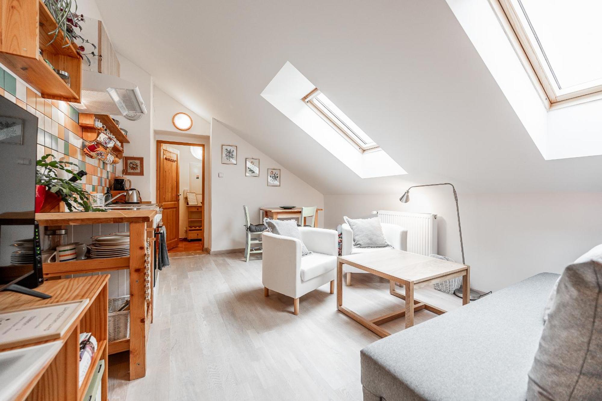 2 Room Flat Hlavna Kosice With Parking エクステリア 写真