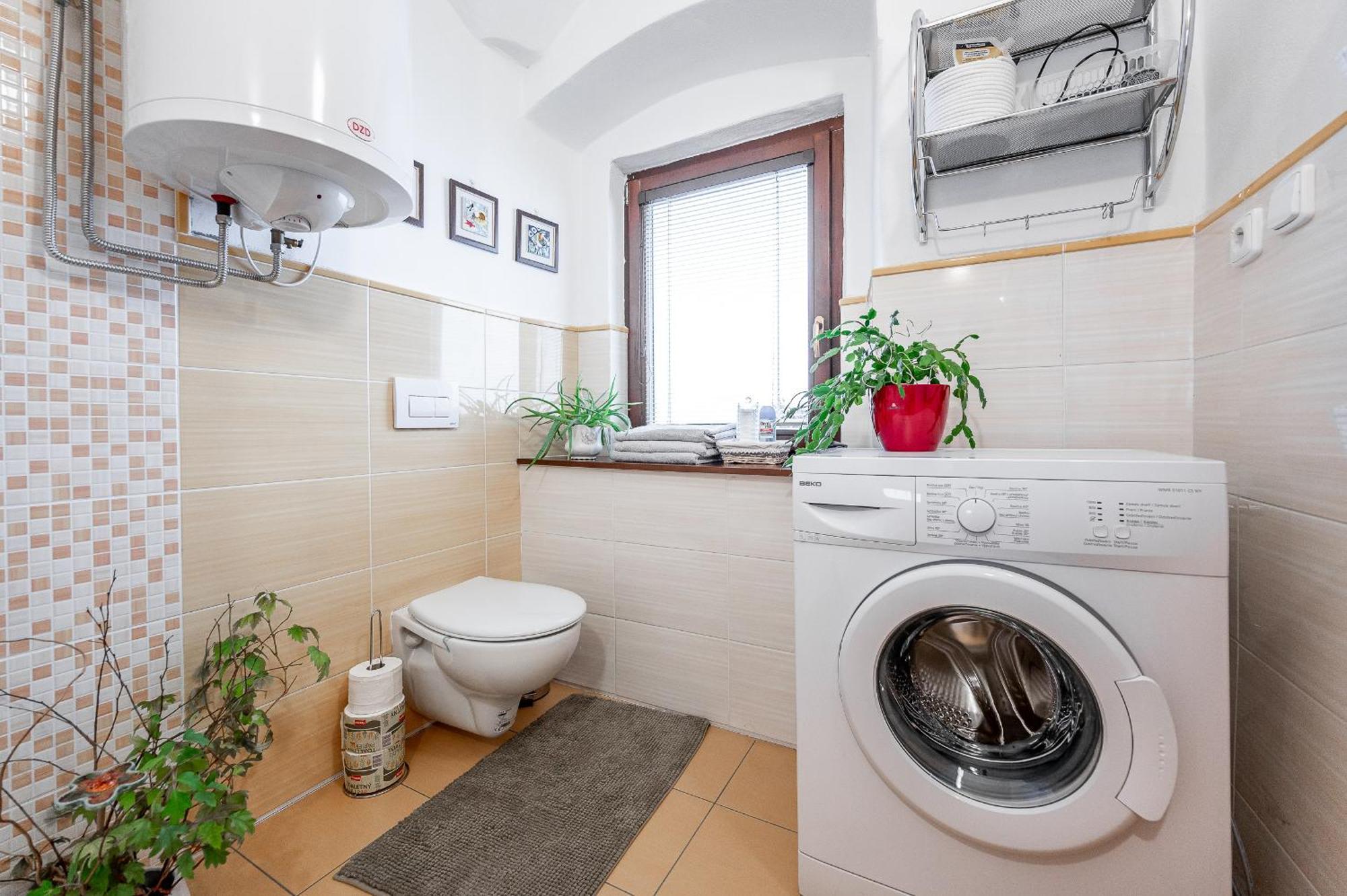 2 Room Flat Hlavna Kosice With Parking エクステリア 写真